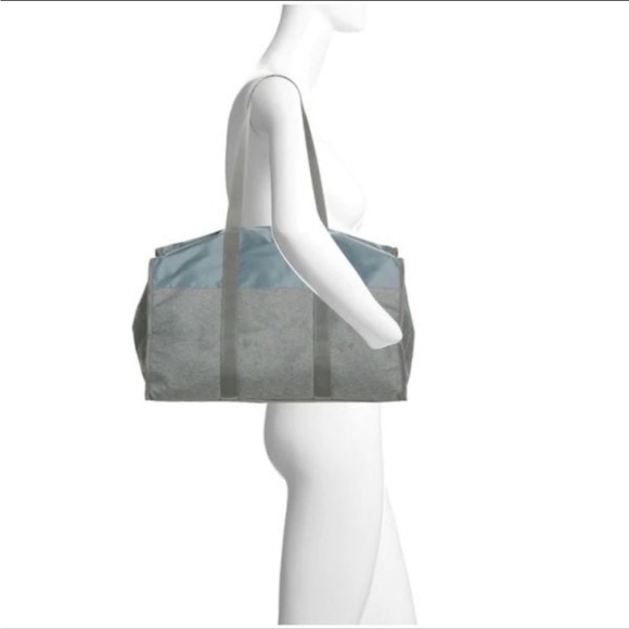 DSW Sage Green Duffle Bag - Picture 6 of 6